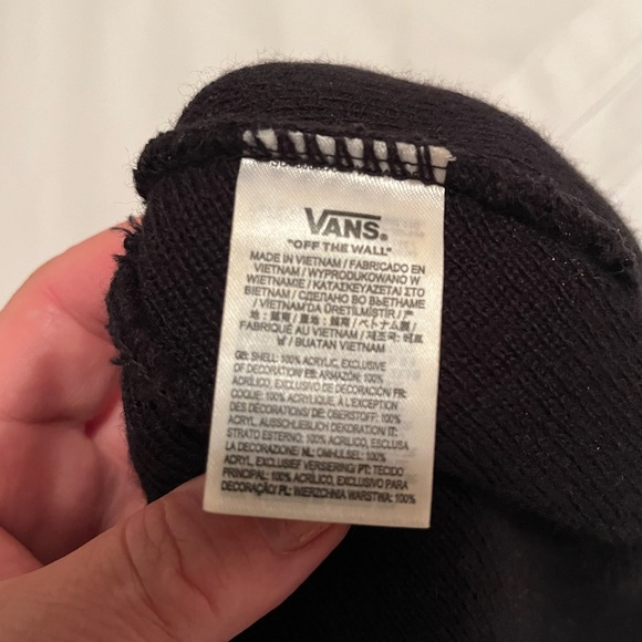 Men's Vans® Vintage Logo Beanie - Picture 4 of 5